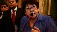 Imagem Vânia Galvão pede explicação coerente da prefeitura sobre venda da merenda 