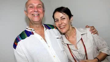 Imagem Ministra Ana de Hollanda nega crise e diz que fica