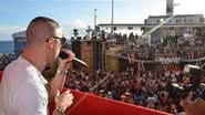 Imagem Lucenzo do Kuduro canta com Claudinha na Barra