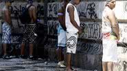 Imagem Rio: Três são detidos por fazer xixi na rua