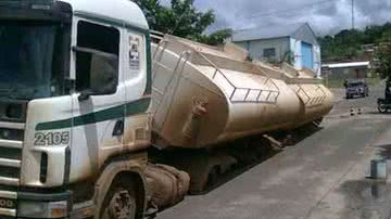Imagem Ladrões roubam pneus de uma carreta na BR 101 