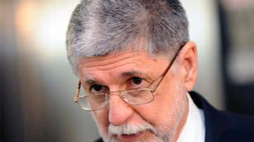 Imagem Novo ministro da Defesa toma posse nesta segunda