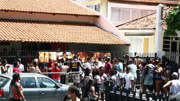 Imagem Desorganização: Timbaleiros sofrem para comprar ingressos