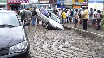 Imagem Câmara Municipal debaixo d’água