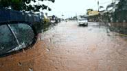 Imagem Prefeitura tenta remendar a cidade