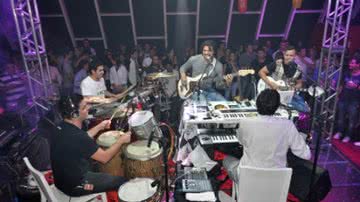 Imagem Banda 5% apresenta terceira semana do "Axé na Mesa"