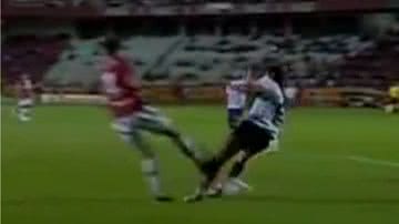Imagem Efeito suspensivo reduz pena de Bolívar