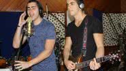 Imagem Oito7Nove4 inicia gravação do primeiro CD