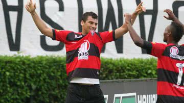 Imagem Vitória enfrenta o Asa de olho na liderança da série B