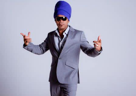 Imagem Brown canta em festa do Premium Decor