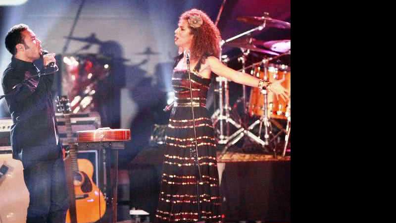Imagem Ben Harper pretende gravar CD com Vanessa da Mata