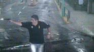Imagem Imagens mostram assalto a joalheria no Rio