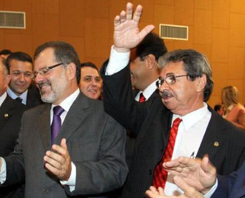 Imagem Aderbal Caldas desarquiva 17 projetos