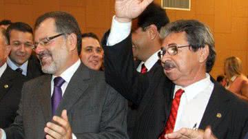 Imagem Aderbal Caldas desarquiva 17 projetos