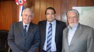 Imagem Alan Sanches agradece a Wagner e Otto pela passarela de São Cristóvão