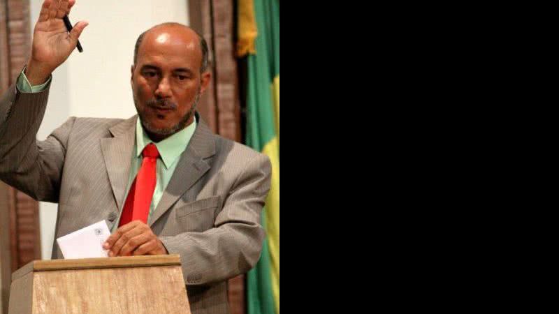 Imagem Bira Corôa não se intimida com declarações de Caetano