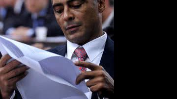 Imagem Romário diz ser "péssimo" decretar feriados na Copa 2014 