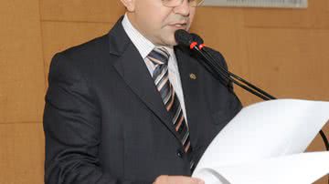Imagem Garranchos de médicos estão com dias contados