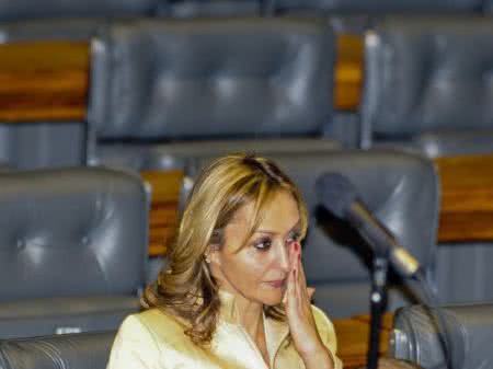 Imagem Câmara “livra a barra” de Jaqueline Roriz