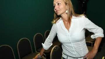 Imagem Jaqueline Roriz na “berlinda”