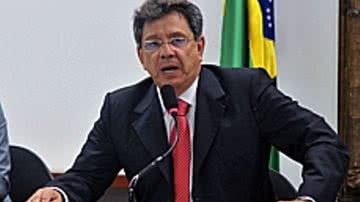 Imagem PMDB de olho em puxadores de votos do DEM