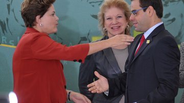Imagem Dilma afirma que PDT está mais próximo do governo
