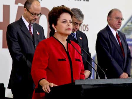 Imagem Um minuto de silêncio pela tragédia no Rio