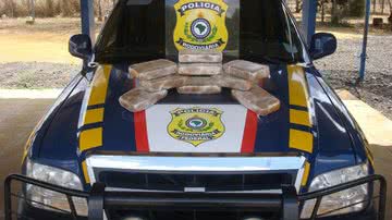 Imagem Jovem de 25 anos é presa com nove quilos de cocaína