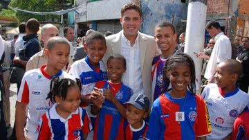 Imagem Jogadores do Bahia visitam Calabar