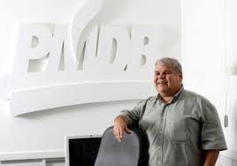 Imagem Presidente do PMDB inaugura obras em Cairu