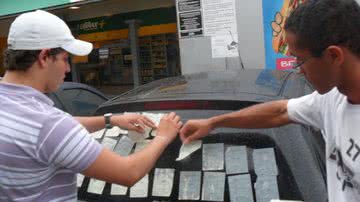 Imagem Protesto contra preço do combustível para Posto Escola