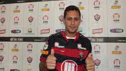 Imagem Eduardo Ramos é a novidade do Vitória contra o Criciúma