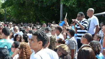 Imagem "A greve continua"