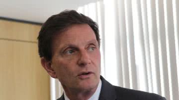 Imagem Marcelo Crivella apoia Tia Eron