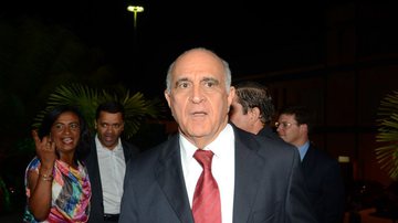 Imagem Especulação põe Paulo Souto em novo partido; ex-governador nega