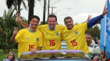 Imagem Romário e Bebeto entram na campanha para reeleger Paes