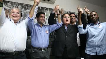 Imagem PMDB anuncia apoio a Neto e minimiza saída de Kertész
