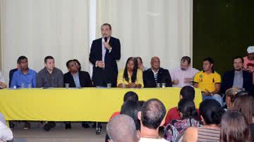 Imagem Alinhamento partidário faz Marinho oficializar apoio a Pelegrino
