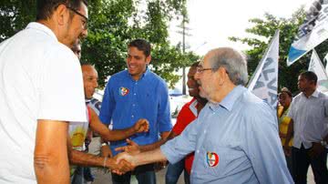 Imagem Mário Kertész participa da segunda-feira Gorda na Ribeira
