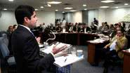 Imagem Candidatos apresentam propostas parecidas em encontro na Fieb