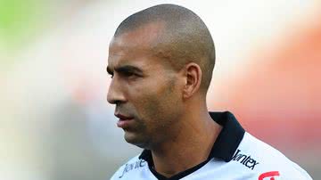 Imagem Émerson Sheik é vetado e não enfrenta o Bahia no Pituaçu
