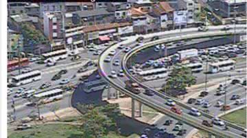 Imagem  Tráfego está complicado no Rio Vermelho