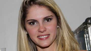 Imagem Bárbara Evans se aborrece com comentários sobre sua perda de peso