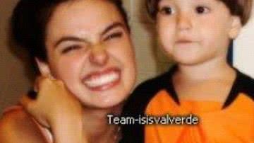 Imagem Isis Valverde posta foto do seu filho em Avenida Brasil