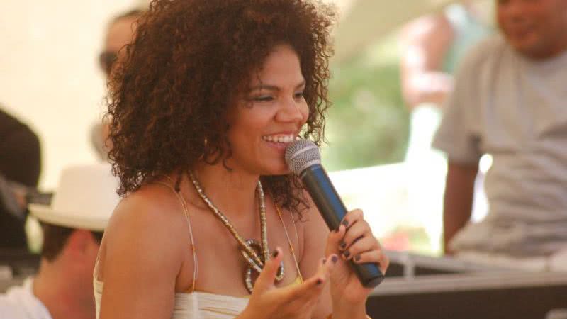 Imagem Juliana Ribeiro leva multidão ao Parque da Cidade