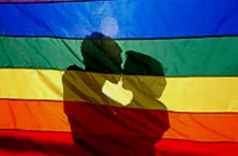 Imagem IR reconhece dependentes gays 