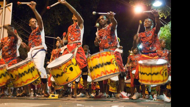 Imagem Bloco afro “Os Negões” realiza neste domingo