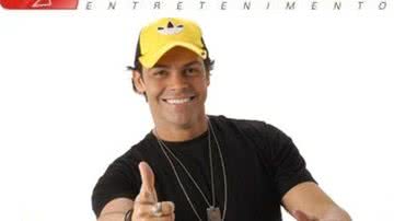 Imagem Penteventos estaria assediando o cantor Alexandre Peixe