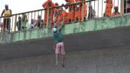 Imagem Homem se joga de viaduto do CAB