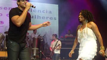 Imagem Xanddy canta com Margareth
